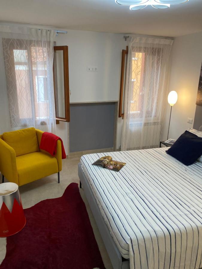 Casabella Chioggia Casa Indipendente Con Corte Εξωτερικό φωτογραφία