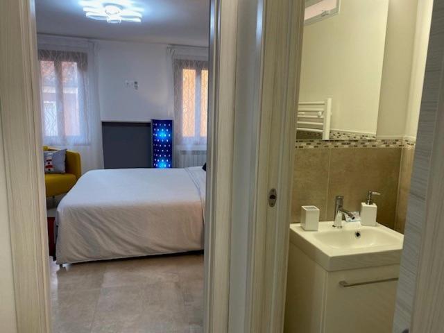 Casabella Chioggia Casa Indipendente Con Corte Εξωτερικό φωτογραφία